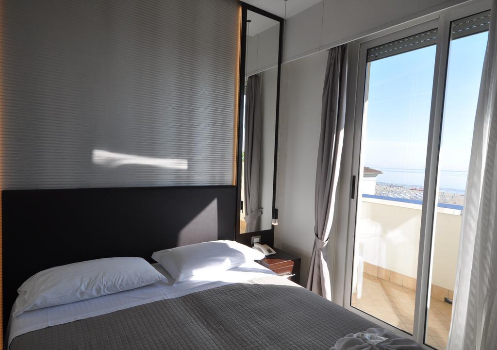 Hotel Adriatic&Beauty ريميني المظهر الخارجي الصورة